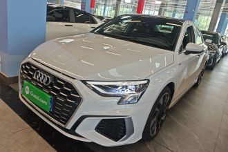 奥迪A3 2024款 A3L Limousine 35 TFSI 时尚运动型