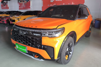 福特 探险者 2024款 2.3T EcoBoost 昆仑巅峰版 7座
