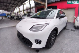 埃安 AION UT 2025款 330星辉版