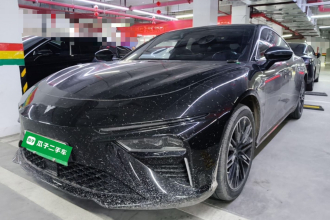哪吒汽车 哪吒S 2024款 增程 1060 Lite版