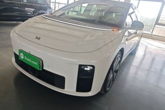 理想汽车 理想i6 2025款 四驱标准版
