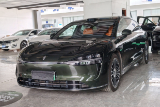 鸿蒙智行 享界S9T 2025款 增程 Ultra长续航版