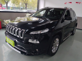 Jeep 自由光 2017款 2.4L 优越版