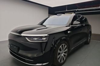 鸿蒙智行 问界M8 2025款 增程 Max+版 53.4kWh 6座版 (192线激光雷达）