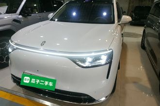 鸿蒙智行 问界M8 2025款 增程 Max+版 53.4kWh 6座版 (192线激光雷达）