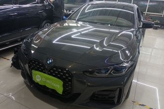 宝马4系 2022款 改款 430i M运动曜夜套装