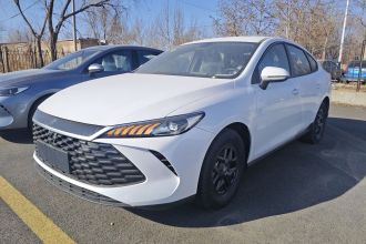 比亚迪 秦PLUS 2025款 DM-i 智驾版 55KM领先型