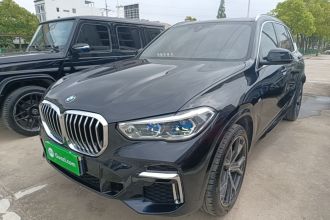 宝马X5 2022款 改款 xDrive 40Li M运动套装