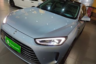 鸿蒙智行 问界M5 2023款 增程四驱智驾版