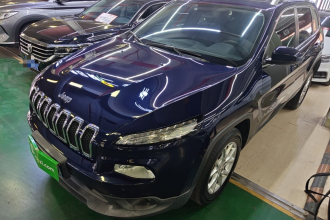 Jeep 自由光 2016款 2.4L 领先智能版