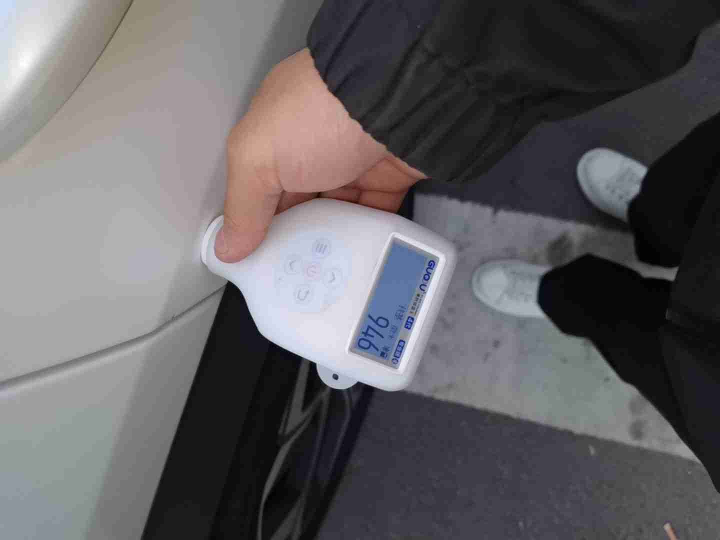 右后门钣金喷漆实拍