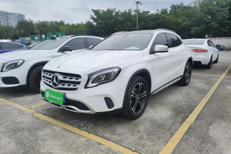 奔驰GLA 2018款 GLA 200 时尚型
