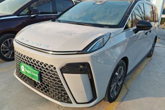 上汽大通MAXUS 大通G70 2024款 2.0T 自动旗舰版 7座