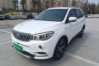 SWM斯威汽车 SWM斯威X7 2020款 2.0L 手动精英版 5座