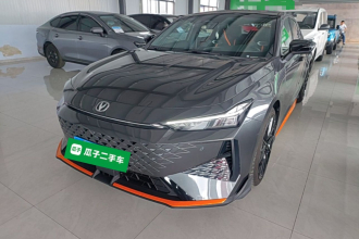 长安UNI-V 2024款 1.5T 尊贵运动型