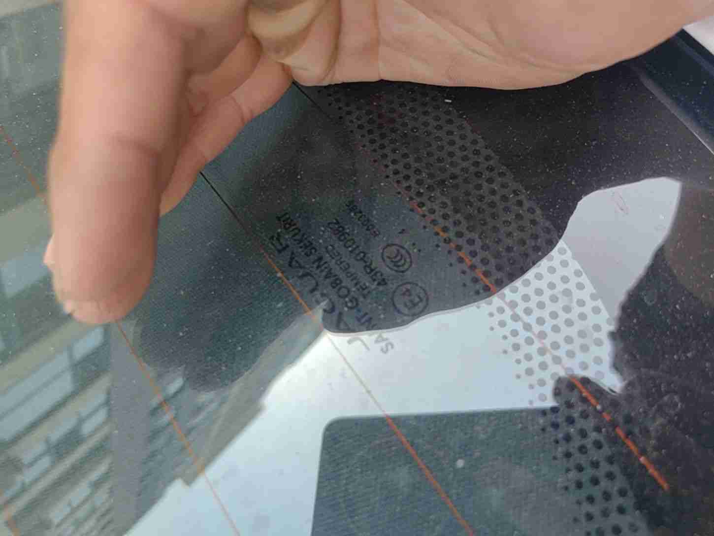 后风挡玻璃更换实拍
