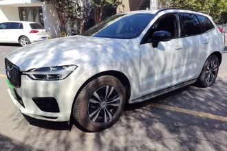 沃尔沃XC60 2021款 T5 四驱智逸运动版