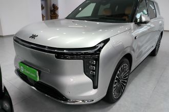 智己汽车 智己LS8 2026款 52 Max+ 奢享大六座