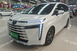 广汽传祺 传祺E8 2024款 荣耀系列 2.0L 荣耀版