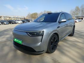 鸿蒙智行 问界M8 2025款 增程 Ultra版 53.4kWh 5座版