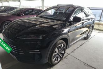 比亚迪 宋PLUS新能源 2025款 DM-i 智驾版 112KM 尊荣型