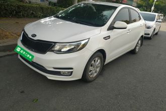起亚K2 2015款 三厢 1.4L MT GLS