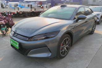 比亚迪 汉L 2025款 DM-p 四驱激光雷达旗舰型