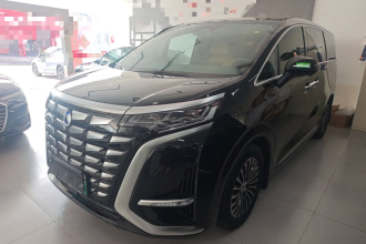 腾势D9 2022款 DM-i 1040 尊贵型