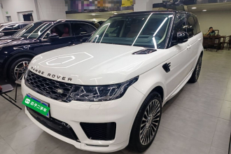 路虎 揽胜运动版 2022款 3.0 L6 耀黑版