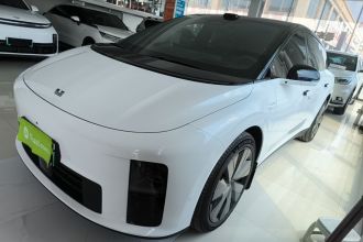 理想汽车 理想i6 2025款 四驱标准版