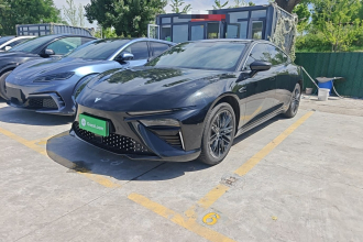哪吒汽车 哪吒S 2024款 增程 1060 Lite版