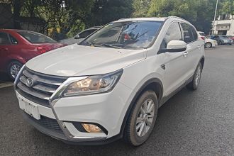 北汽幻速S6 2016款 1.5T 手动领先型