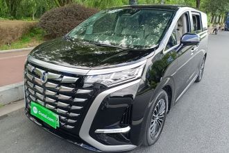 腾势D9 2022款 DM-i 970 四驱尊荣型