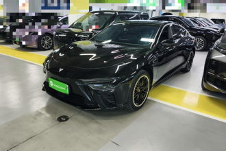 哪吒汽车 哪吒S 2023款 纯电 520km 后驱Lite版