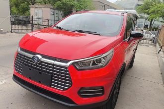 比亚迪 元新能源 2018款 EV360 智联炫酷型