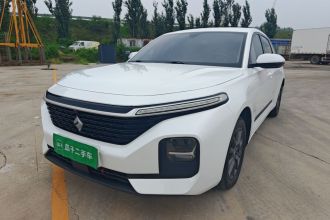 宝骏RC-5 2020款 1.5L 手动智耀精英型