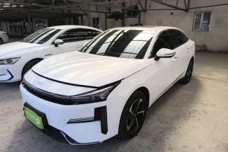 吉利银河 银河L6 2025款 EM-i 140km 探索+版