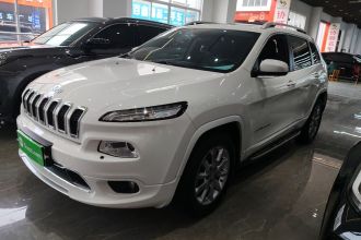 Jeep 自由光 2017款 2.4L 专业智能版