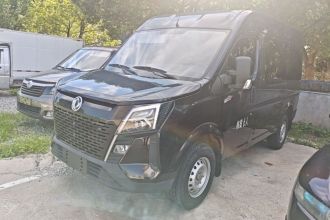 东风御风 御风 2023款 V9+ 2.0T 自动前驱多功能短轴中顶5/6座