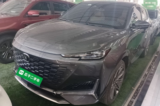 长安UNI-K 2021款 2.0T 尊贵型