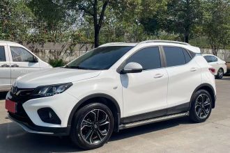 东南DX3 2019款 DX3X酷绮 1.5L 手动尊贵型