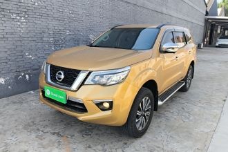 日产 途达 2018款 2.5L 自动四驱旗舰版
