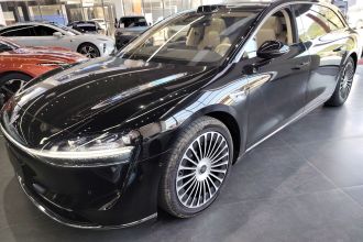 鸿蒙智行 享界S9T 2025款 增程 Max长续航版